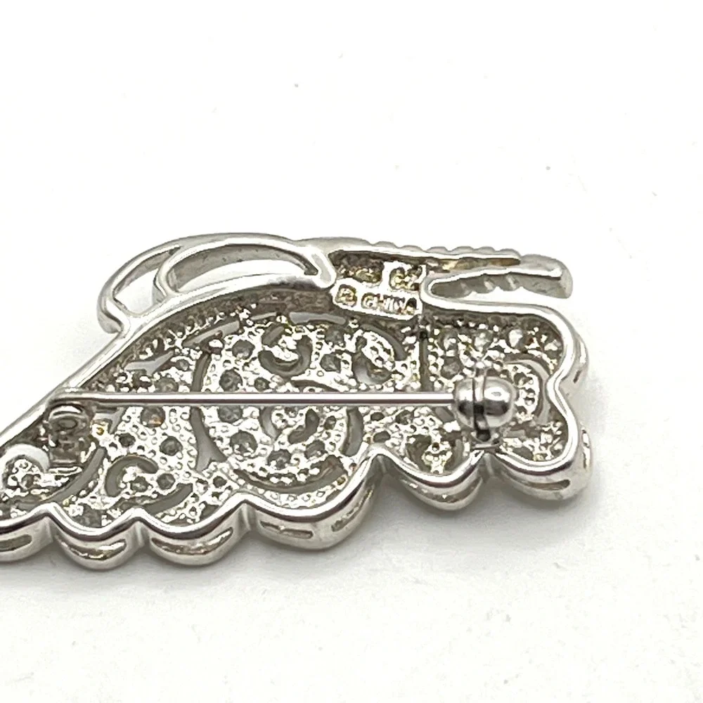 925 Sterling Silver Cubic Zirconia Butterfly Wing Brooch Pin Filigree Scroll